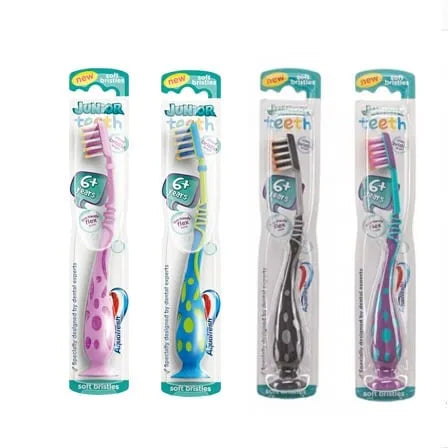 6x Aquafresh Tandenborstel Junior met Zuignap